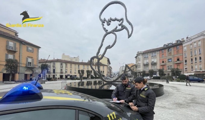 Truffa alla Banca d’Alba: incassano 780mila euro tramite crediti fittizi