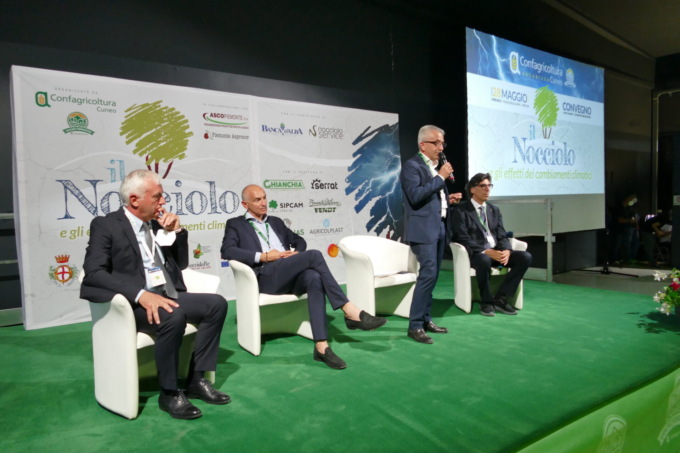 A Cherasco il nocciolo torna protagonista nel convegno sulla corretta nutrizione della pianta con Confagricoltura Cuneo