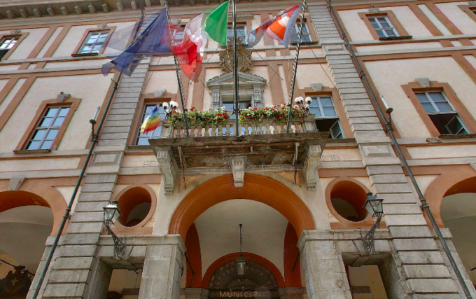 Comune di Cuneo: contributo del 55% ai dipendenti che usano i mezzi pubblici