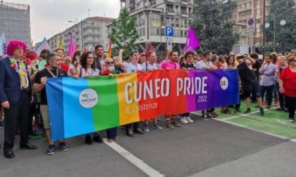 A Palazzo Santa Croce arriva la mostra "I colori del Pride. Tutte le strade del Pride portano a Cuneo"