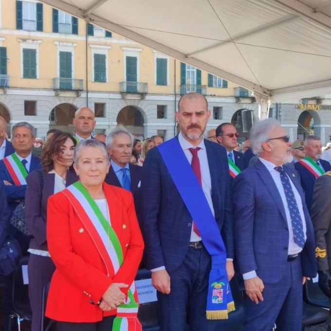 Il capoluogo della Granda ha celebrato la Festa della Repubblica con una cerimonia solenne in piazza Galimberti