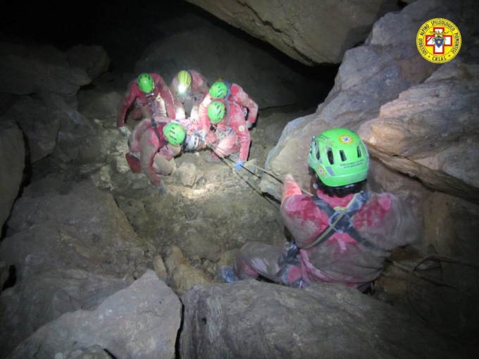 “Esercitazione di soccorso in grotta” organizzato lo scorso fine settimana dal Soccorso Alpino e Speleologico