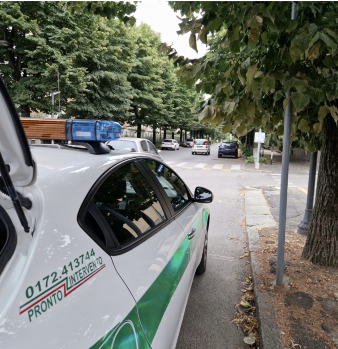 Bra: guidava con la patente sospesa e l’auto sotto sequestro