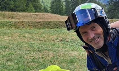 Ancora in corso le ricerce del parapendista Olivier Roche, scomparso in volo venerdì 18 agosto