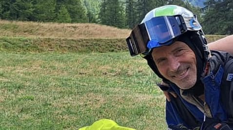 Ancora in corso le ricerce del parapendista Olivier Roche, scomparso in volo venerdì 18 agosto