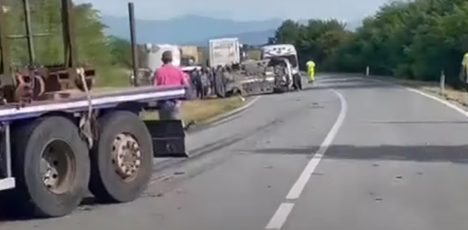 Scontro tra un’auto e un camion sulla Sp195 a Cavallermaggiore