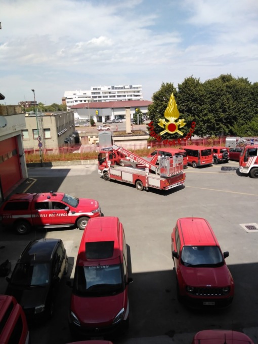 Maltempo in Friuli, una squadra della colonna mobile del comando Vigili del Fuoco ad Udine per soccorre la popolazione