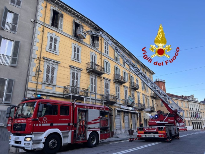 Incendio in corso Statuto a Mondovì
