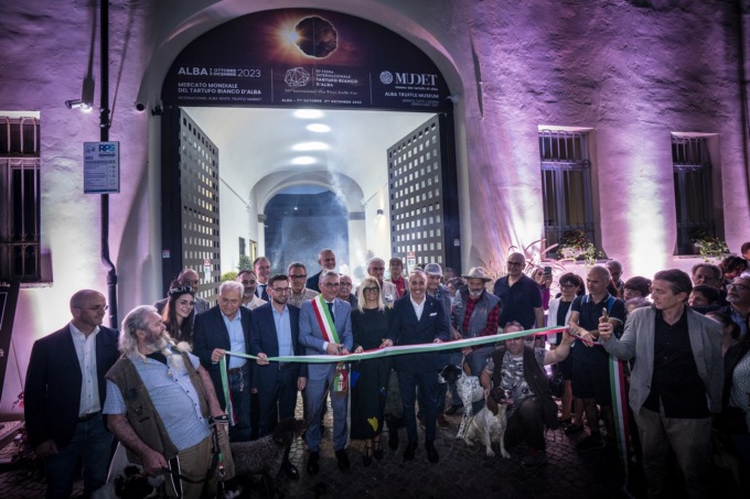 Ad Alba inaugurato il Museo del tartufo: opera da 2 milioni e 700mila euro