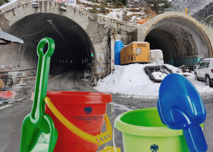 Tenda Bis: una mobilitazione per dire “basta ritardi!”