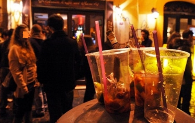 Residenti del centro esasperati dalla “Movida” notturna: la risposta della sindaca