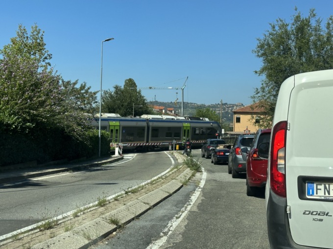 Chiusura temporanea per la tratta ferroviaria Alba-Asti