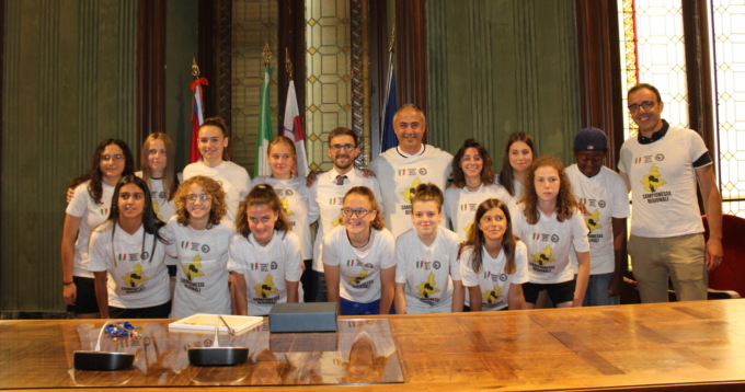 Una targa per le campionesse regionali dell’Area Calcio Alba Roero