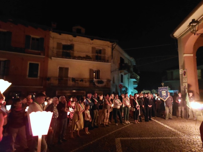 Venasca si è stretta nel ricordo dell’incendio nazifascista dell’11 agosto 1944