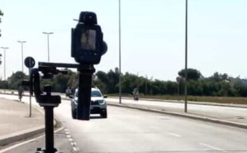 A più di 160 chilometri all’ora sulla tangenziale di Bra: beccato grazie al telelaser
