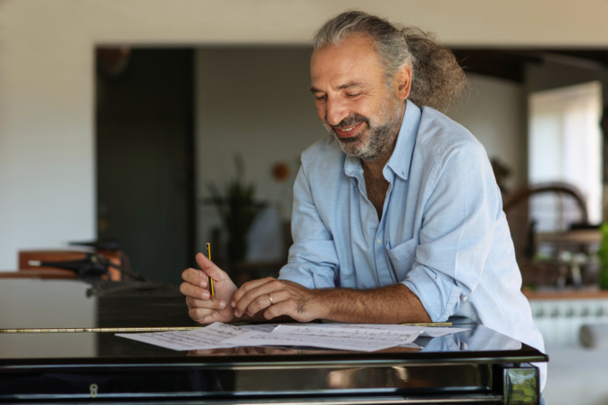 Serralunga d’Alba, nuovo appuntamento con Stefano Bollani sabato 8 marzo