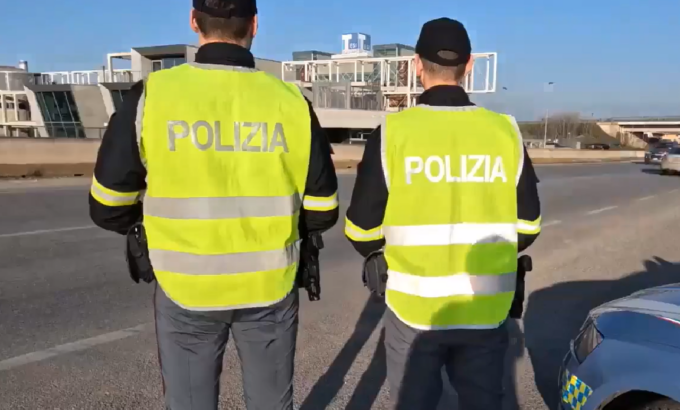 La città festeggia i 173 anni della Polizia di Stato