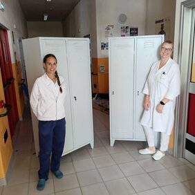 Nuovi armadietti all’hospice grazie a La Cura nello Sguardo