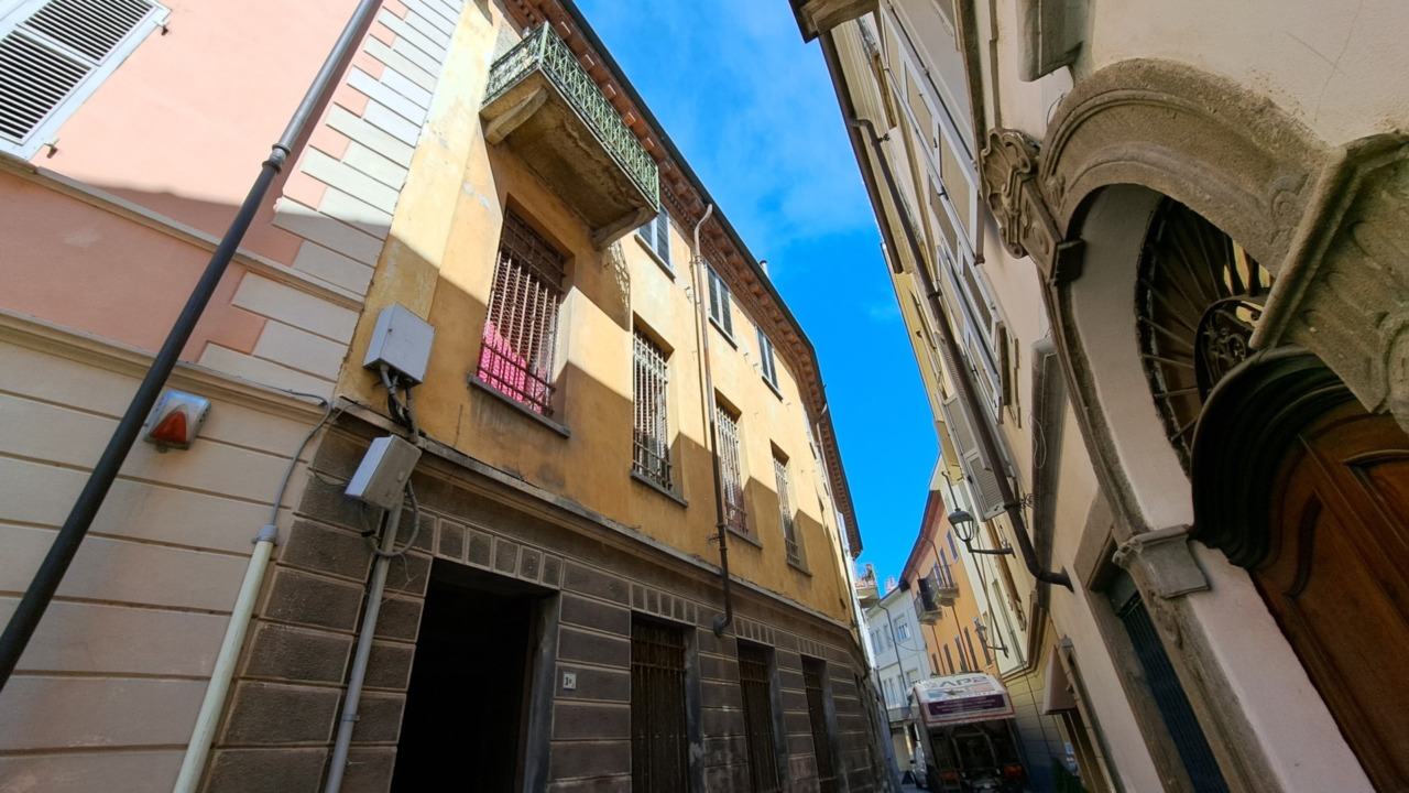 Approvato all’unanimità l’acquisto dell’ultimo piano dell’ex Casa Miroglio