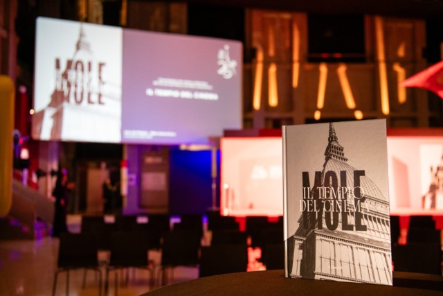 Il Museo Nazionale del Cinema di Torino festeggia i 25 anni alla Mole Antonelliana con il volume “Il Tempio del Cinema”