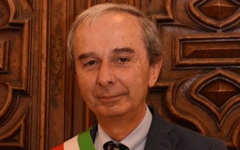 Presentato il bilancio, aumenti selettivi su IMU e Irpef