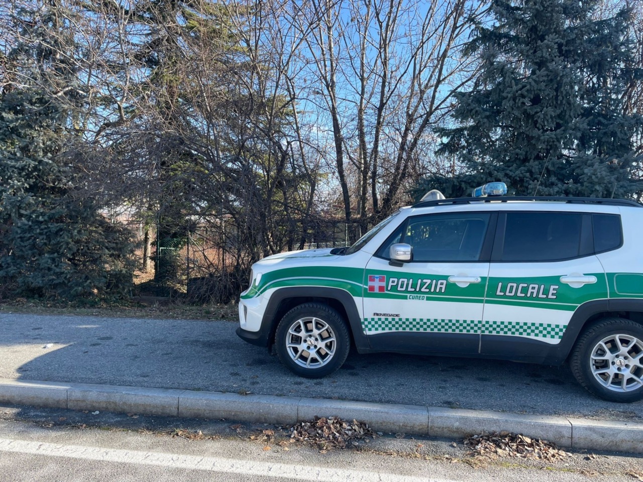 Cuneo, sgomberato edificio occupato abusivamente: denunciato uomo con Daspo urbano