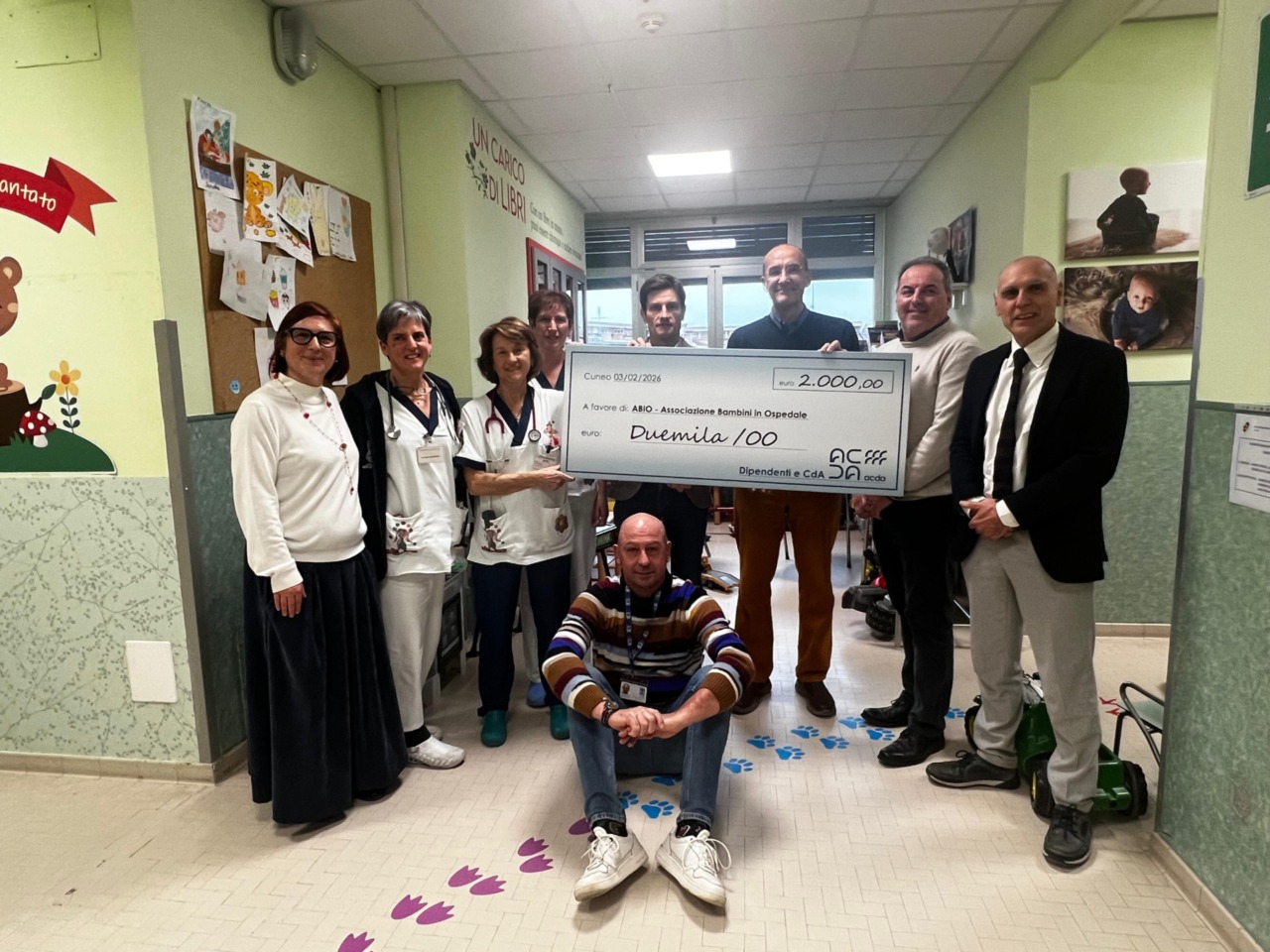 Un assegno da 2.000 euro da Acda per la Pediatria di Cuneo tramite Abio