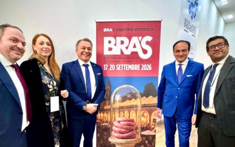 Carlo Cracco ambasciatore della salsiccia di Bra