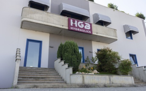 Oleodinamica per macchine mobili: soluzioni su misura e innovazione nel settore