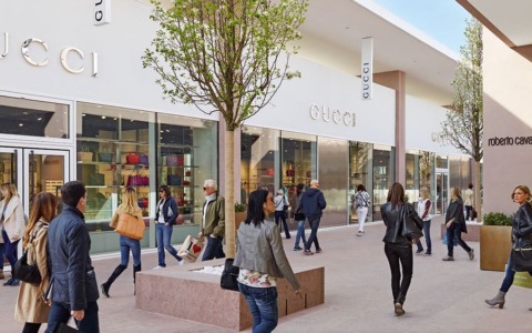 Torino Outlet Village, appuntamento con soft clubbing e shopping
