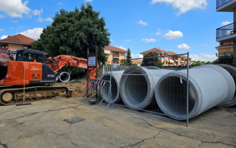 Bra, proseguono i lavori della vasca di laminazione in via Milano e via Cacciatori delle Alpi