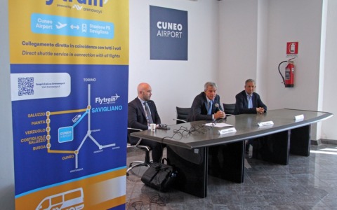 Nuova navetta stazione Savigliano – Aeroporto Cuneo: arriva Flytrain di Arenaways