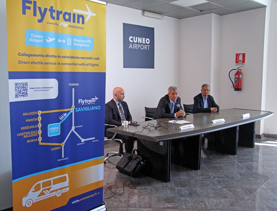 Nuova navetta stazione Savigliano – Aeroporto Cuneo: arriva Flytrain di Arenaways