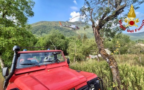Incendio boschivo Valdieri-La Piastra: al lavoro i Vigili del Fuoco