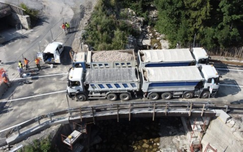 Ponte di Limonetto, prova di carico superata: riapertura entro Ferragosto