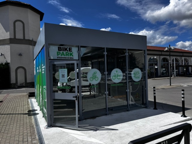 Inaugurata la velostazione di Bra