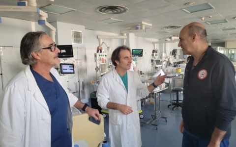 Cuneo, intervento salvavita all’ospedale Santa Croce e Carle: l’Aortic Team restituisce la vita ad Alessandro